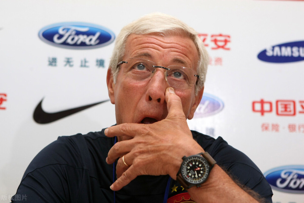 橄榄球队主教练发声,誓言带队登顶的简单介绍 橄榄球队主教练发声,誓言带队登顶的简单介绍