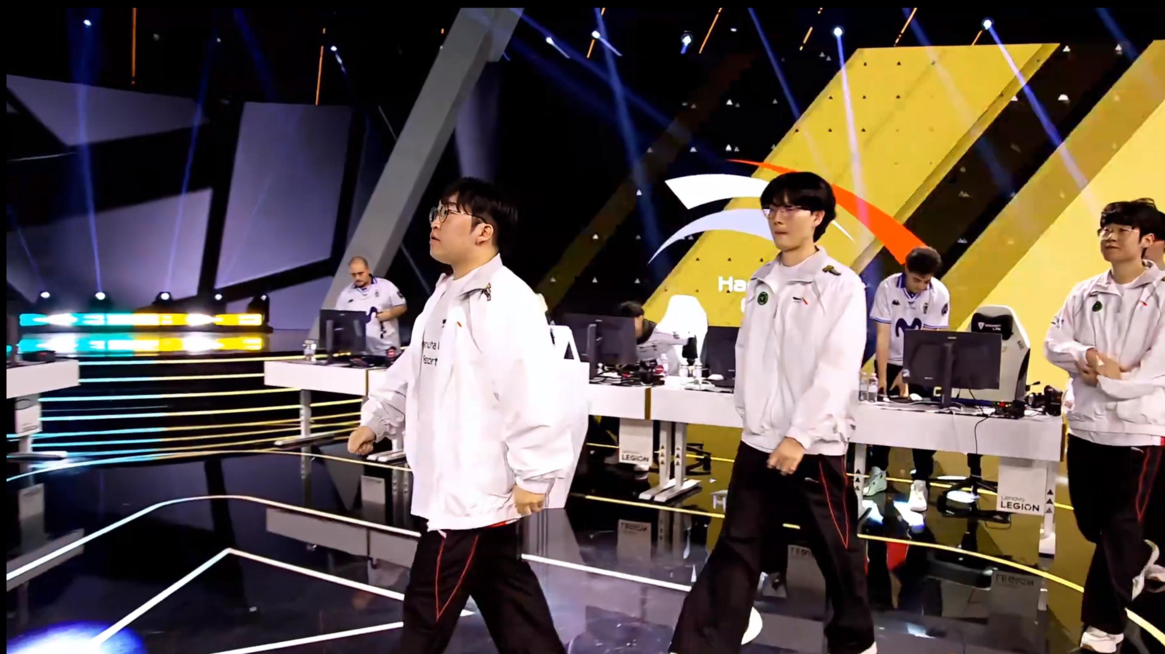 爆冷!LPL强队意外出局震惊全场 爆冷!LPL强队意外出局震惊全场