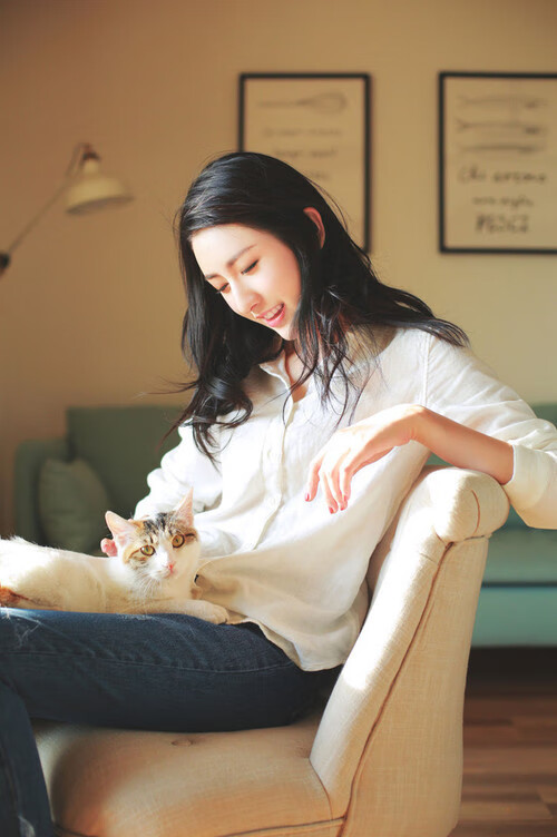 绿茵交响诗，德甲王座风云与黄潜的绝杀启示录