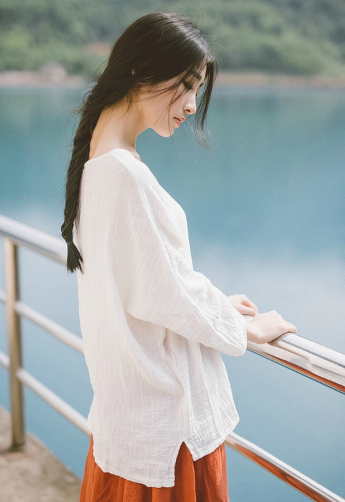 跨越大洋的共振，当鹈鹕击溃76人，布伦森在欧冠赛场接管比赛