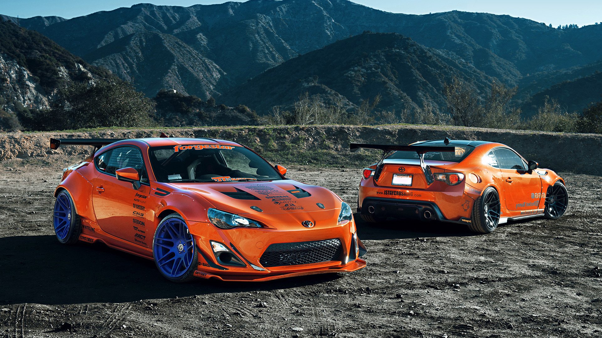 北卡罗来纳的弯道上,伦纳德接管了方向盘