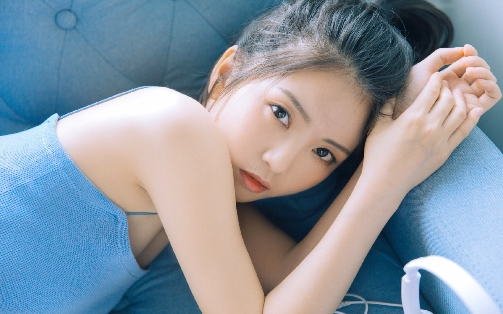 足球跨界风暴，伊拉克国家队碾压莱比锡红牛，西甲国家德比焦点战前夕的震撼插曲